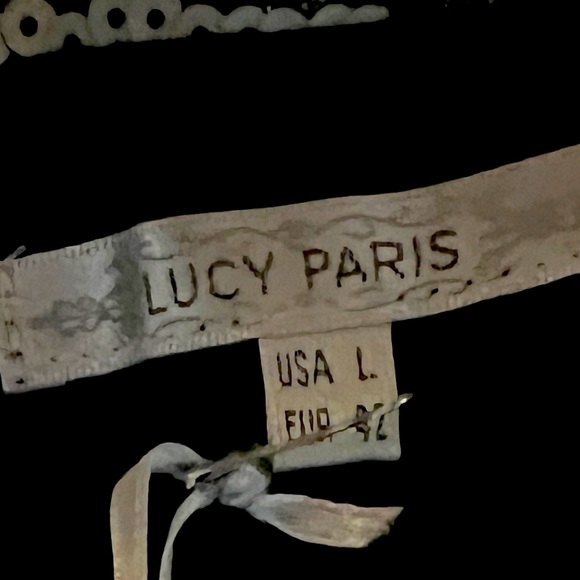 LUCY PARIS SEAUIN BLACK AND SILVER SHRUG SIZE L - Picture 5 of 7